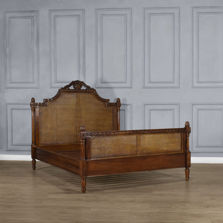 Louis XV Longchamp Rattan Sleigh Bed in Chestnut - Image 2