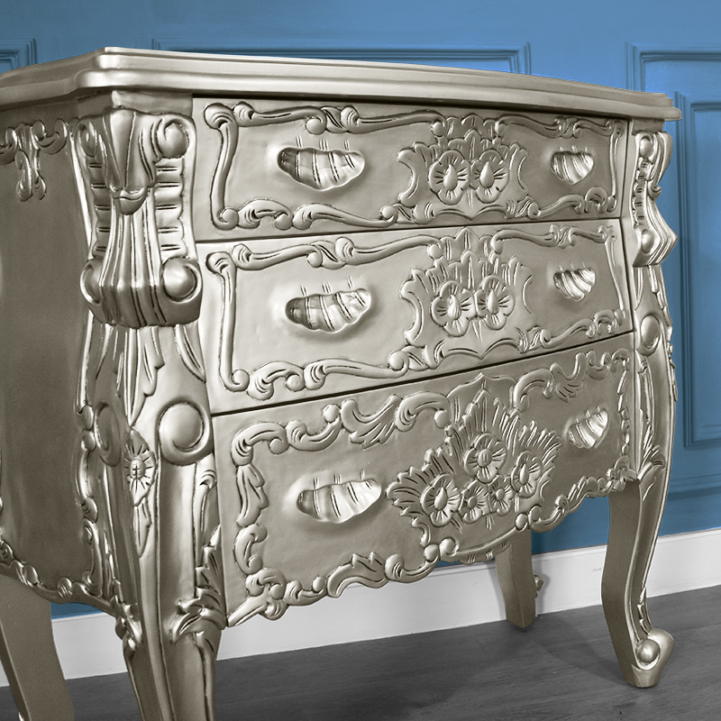 Louis XV Rococo Three Drawer Chest in Silver Leaf - Image 3